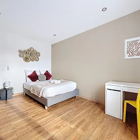 Appartement Le Baron Rouge - Parking Prive - 3 - Climatisation - Centre De Saint-etienne Saint-Etienne (Loire)